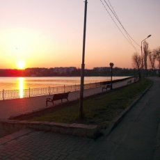 Moldavie, Chisinau, le lac "Valea Morilor" - Angelina (...)