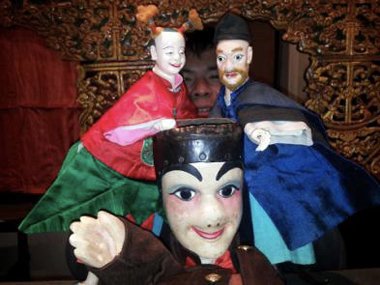 Rencontres des marionnettes du monde. Un projet de l’Alliance française de Lyon-Club Unesco et du Collectif Zonzons - © Aimablement prêtée par l'AF Lyon