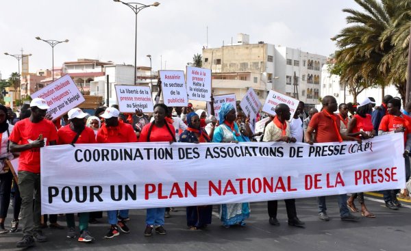 Manifestation en soutien à une presse libre - © Aimablement prêtée par l'Union de la Presse Francophone - UPF