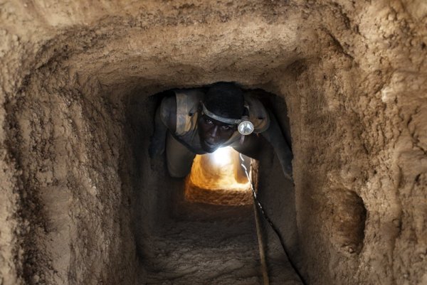 Quelque part dans une mine du Burkina Faso - © Flickr - CIFOR